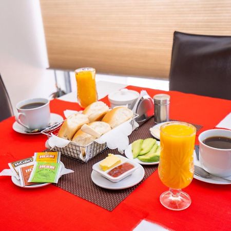 Gold Infinity Hotel Tacna Luaran gambar